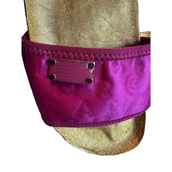 Marc By Marc Jacobs Logo Tag Slides Metallic‎ Pink Sandals Shoes Sz 8 #S46-8 - Picture 2 of 6